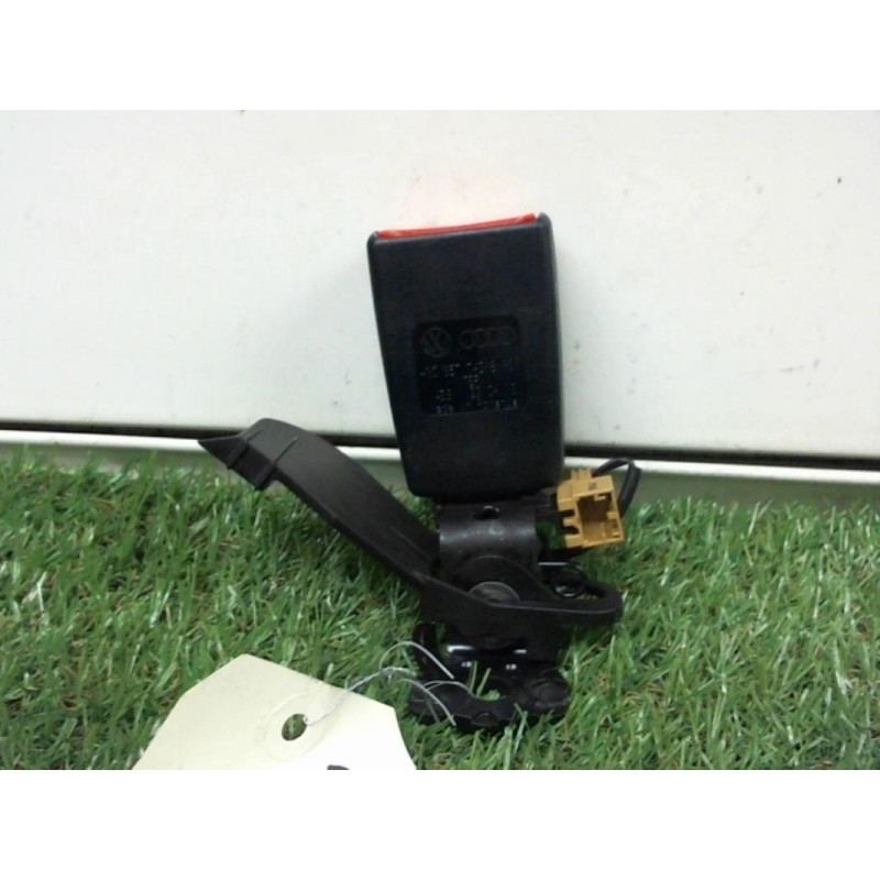 Attache ceinture arriere droit AUDI A6 (C7) AVANT d’occasion