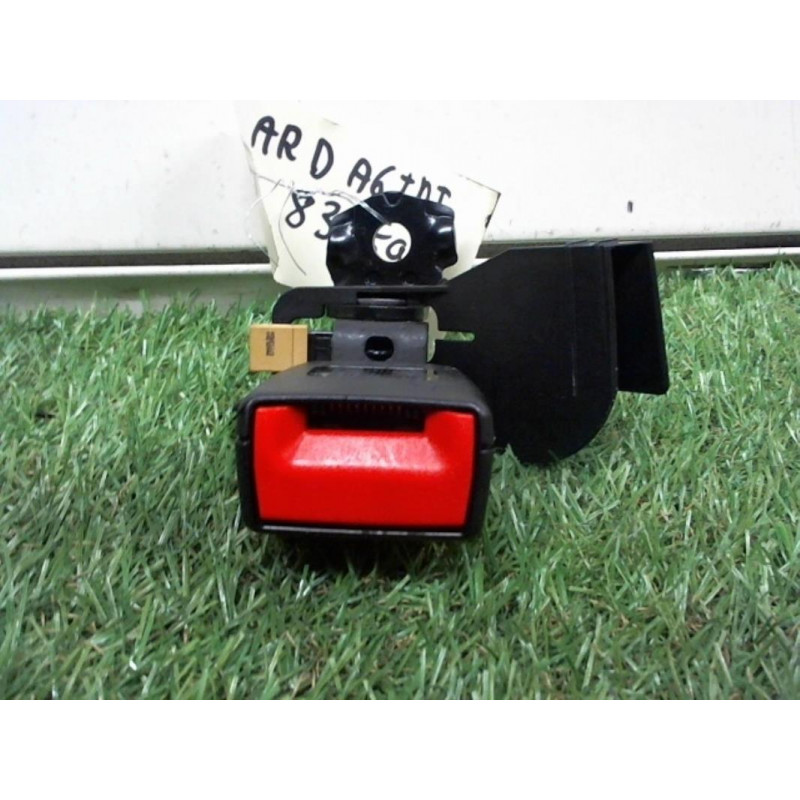 Attache ceinture arriere droit AUDI A6 (C7) AVANT d’occasion