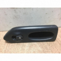 Interrupteur de leve vitre avant gauche RENAULT LAGUNA 1 PHASE 2 d’occasion