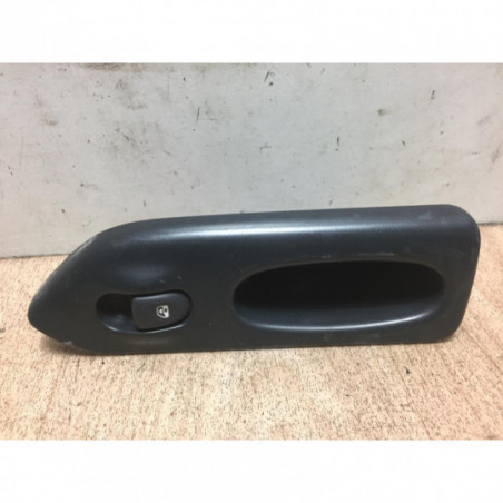 Interrupteur de leve vitre avant gauche RENAULT LAGUNA 1 PHASE 2 d’occasion