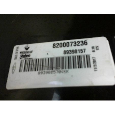 Feu arriere principal gauche (feux) RENAULT MEGANE II COUPE PHASE 1 d’occasion