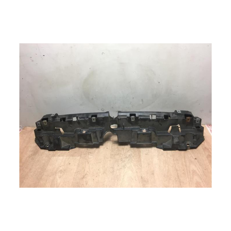 Support de pare chocs avant FIAT GRANDE PUNTO d’occasion