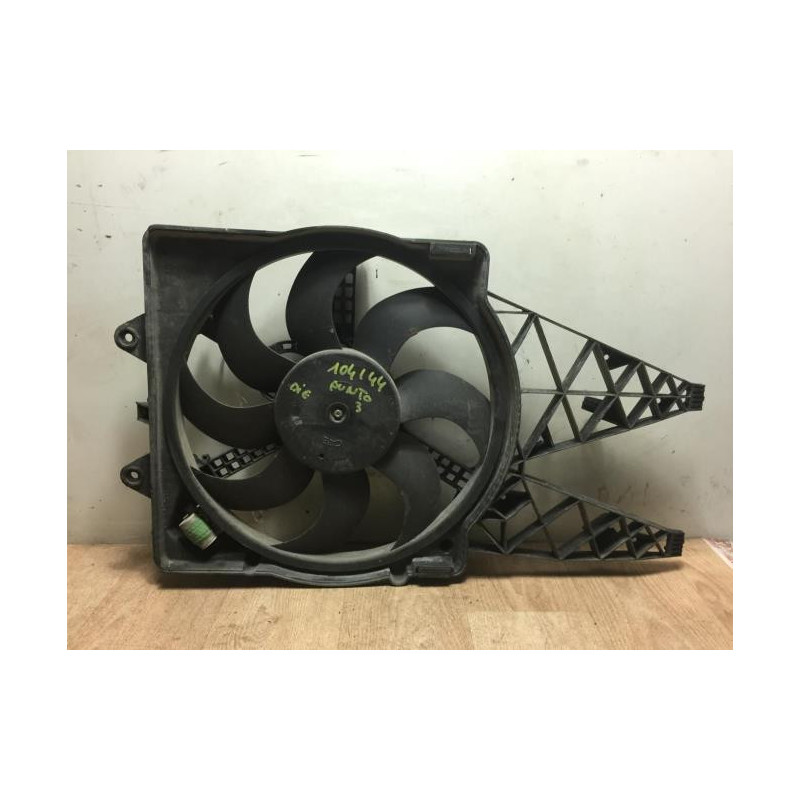 Moto ventilateur radiateur FIAT GRANDE PUNTO d’occasion