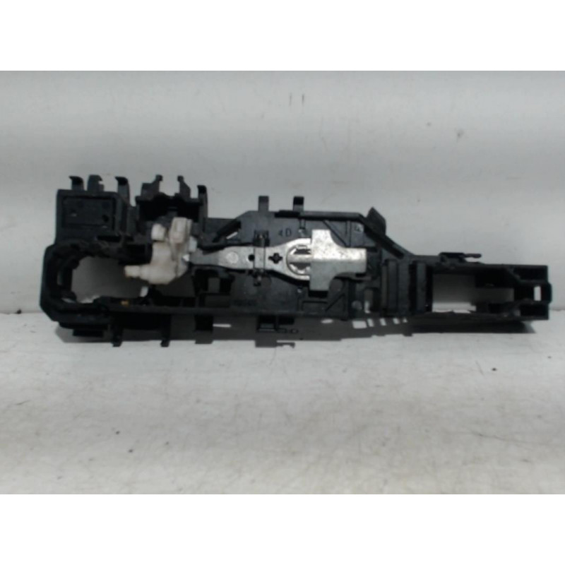 Support poignee porte arriere gauche RENAULT SCENIC 2 PHASE 1 d’occasion