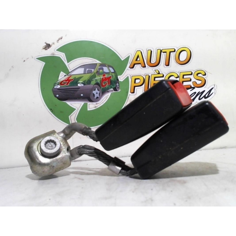 Attache ceinture arriere centrale VOLKSWAGEN GOLF 5 d’occasion