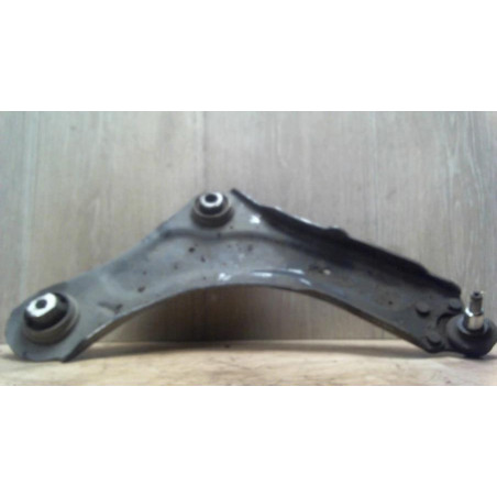 Triangle avant droit RENAULT SCENIC 3 PHASE 1 d’occasion