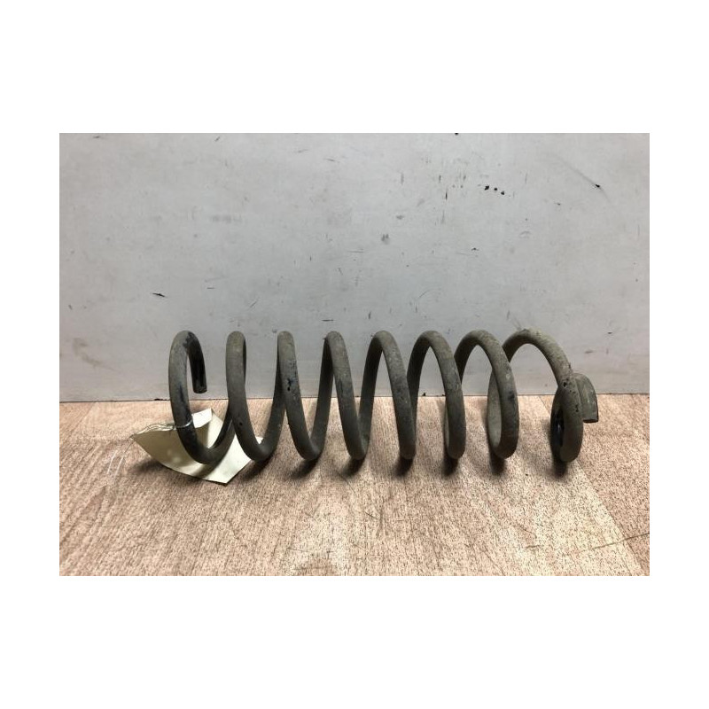 Ressort de suspension arriere droit DACIA LOGAN 1 PHASE 1 d’occasion