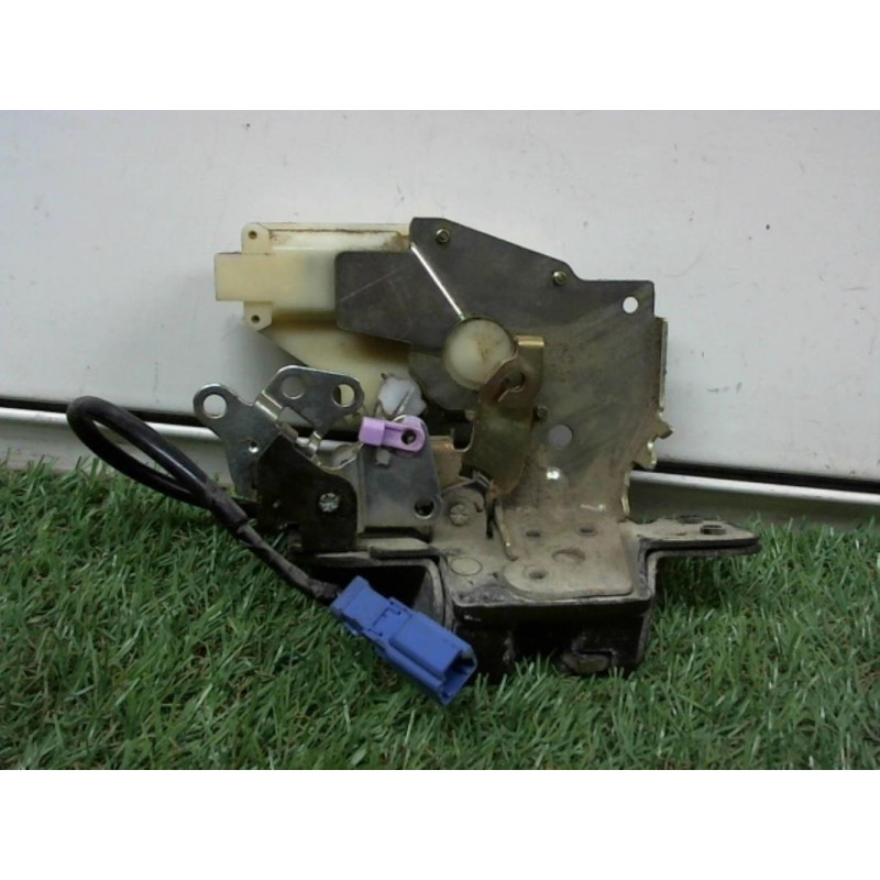 Serrure de coffre HONDA HR-V PHASE 1 d’occasion