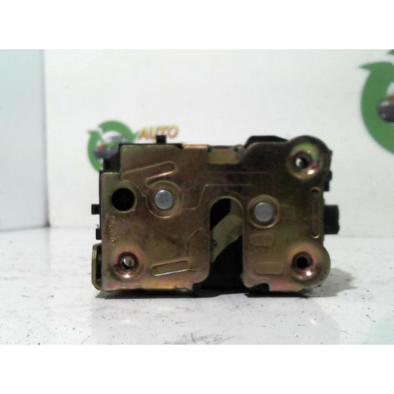 Serrure avant droit RENAULT CLIO 1 PHASE 3 d’occasion