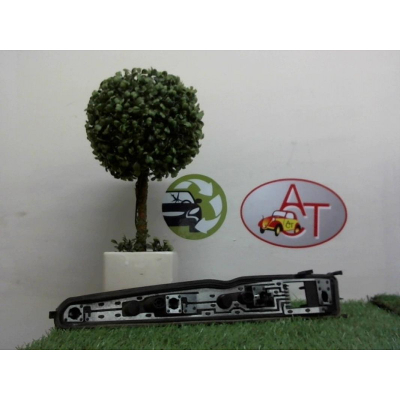 Platine feu arriere droit OPEL MERIVA (A) PHASE 1 d’occasion