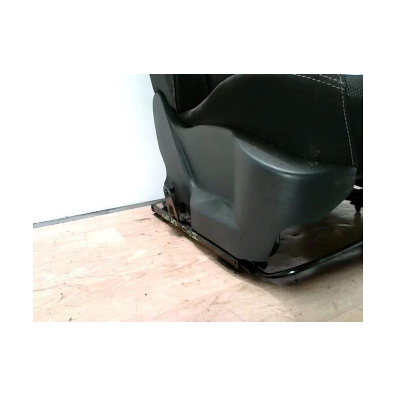 Siege avant droit RENAULT CLIO 4 PHASE 1 d’occasion