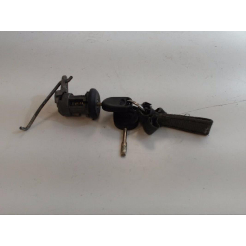 Barillet porte avant gauche FORD MONDEO 1 PHASE 1 d’occasion