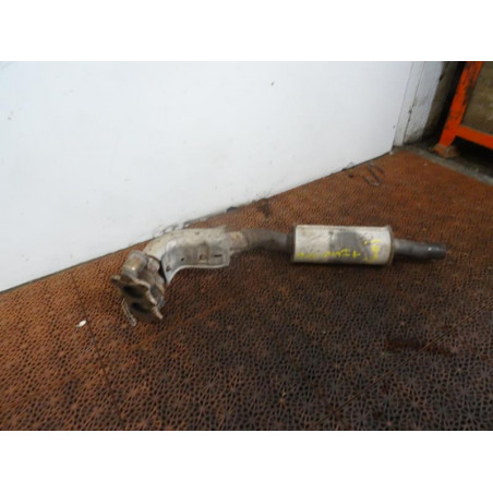 Silencieux intermediaire (echappement) VOLKSWAGEN PASSAT III VARIANT d’occasion
