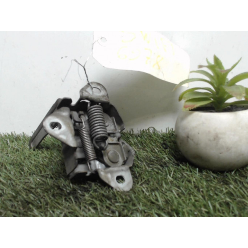 Serrure de capot SUZUKI SWIFT 3 d’occasion