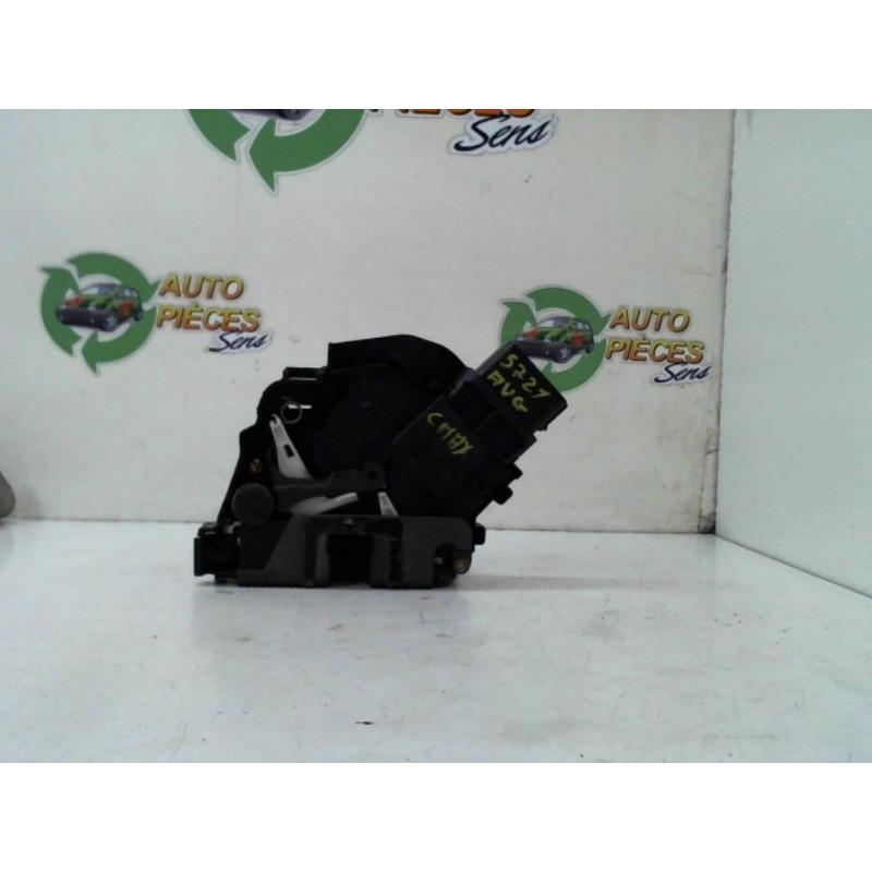 Serrure avant gauche FORD C-MAX 1 PHASE 1 d’occasion