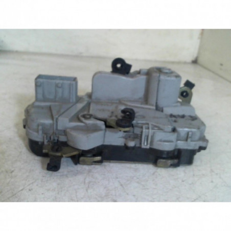 Serrure avant droit PEUGEOT 406 PHASE 1 d’occasion