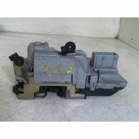 Serrure avant droit PEUGEOT 406 PHASE 1 d’occasion