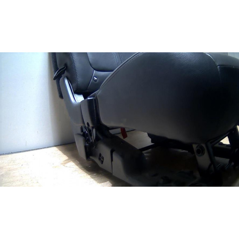 Siege arriere central PEUGEOT 5008 1 PHASE 1 d’occasion