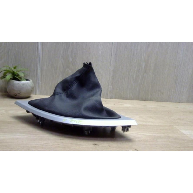 Soufflet de levier de vitesse BMW SERIE 1 E87 PHASE 2 d’occasion