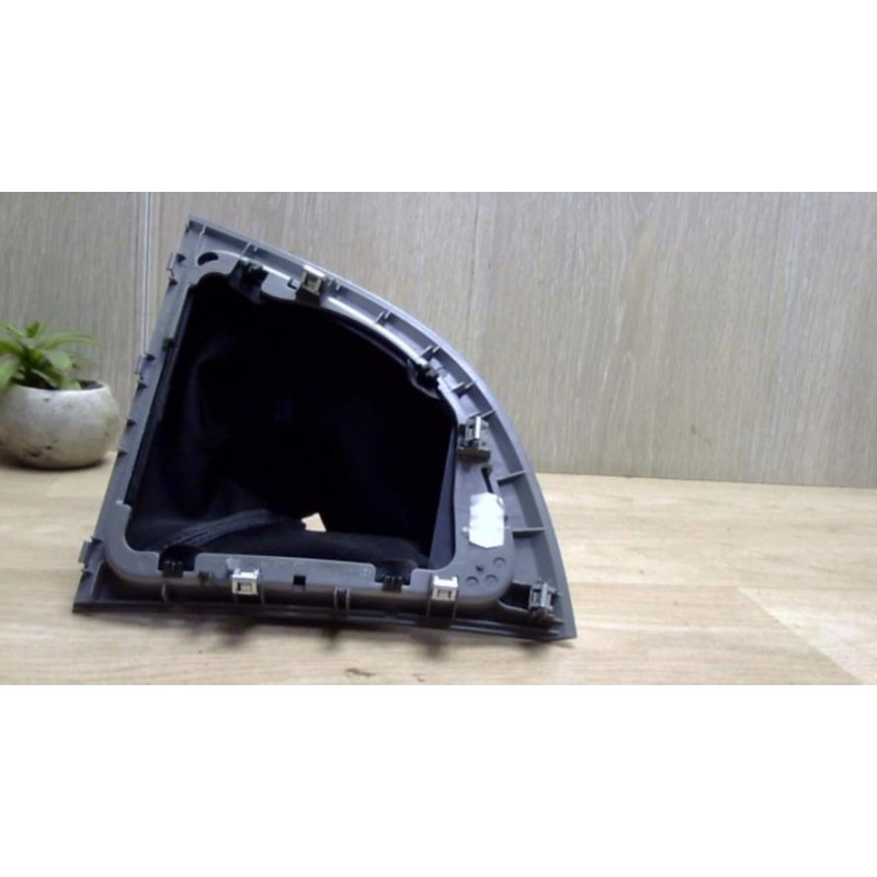 Soufflet de levier de vitesse BMW SERIE 1 E87 PHASE 2 d’occasion