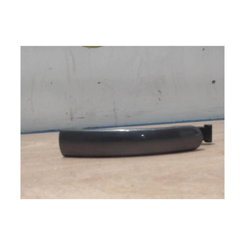 Poignee porte arriere gauche VOLKSWAGEN POLO 5 PHASE 2 d’occasion