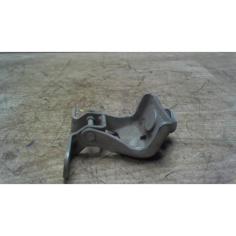 Charniere de porte arriere gauche PEUGEOT 5008 1 PHASE 1 d’occasion