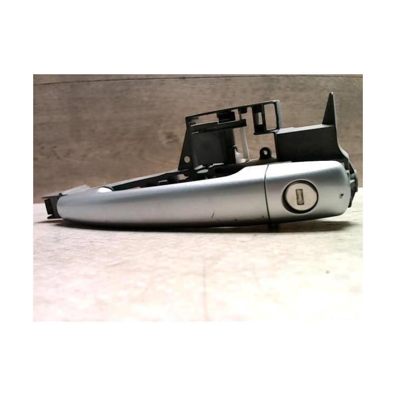 Support poignee porte avant gauche PEUGEOT 5008 1 PHASE 1 d’occasion