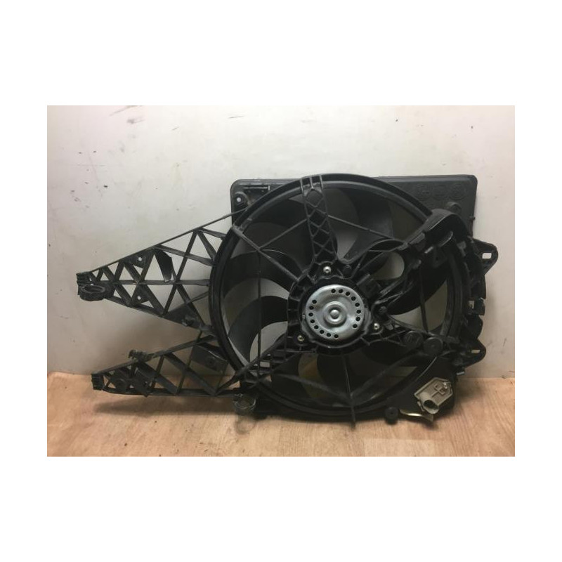Moto ventilateur radiateur FIAT DOBLO 2 PHASE 2 d’occasion