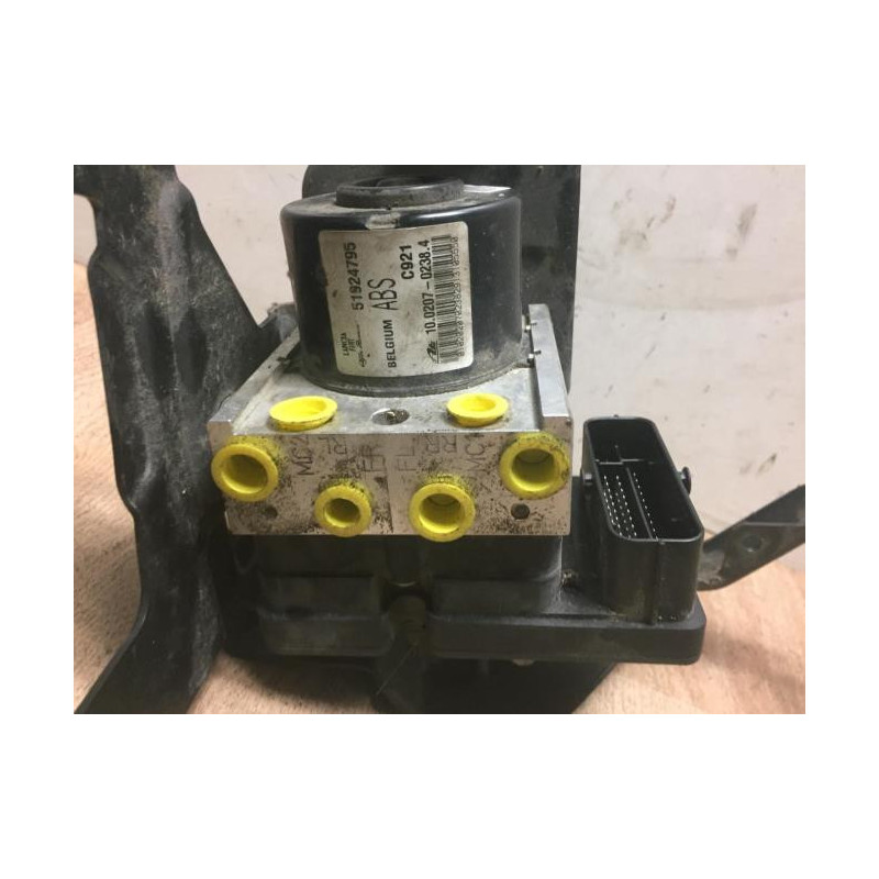 Bloc ABS (freins anti-blocage) FIAT DOBLO 2 PHASE 2 d’occasion