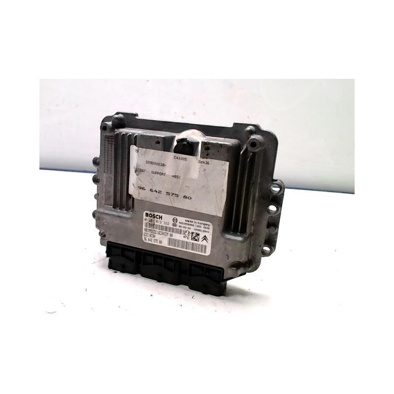Calculateur moteur CITROEN C4 1 PHASE 1 d’occasion