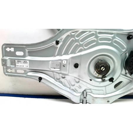 Leve vitre electrique avant gauche HYUNDAI TUCSON 1 d’occasion
