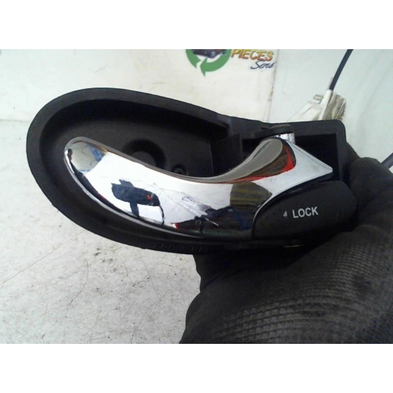 Serrure arriere droit FORD FOCUS 1 d’occasion