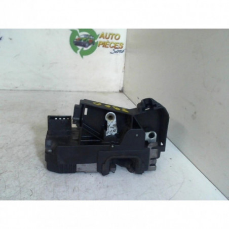 Serrure avant gauche OPEL ZAFIRA A PHASE 1 d’occasion