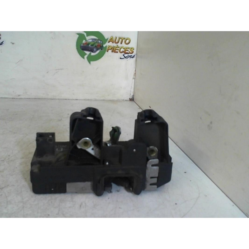 Serrure avant gauche OPEL VECTRA C PHASE 1 d’occasion