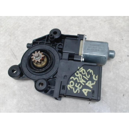 Moteur leve vitre arriere gauche RENAULT SCENIC 3 PHASE 1 d’occasion