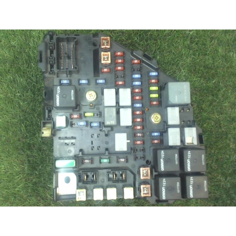 Porte fusible CADILLAC SEVILLE STS d’occasion