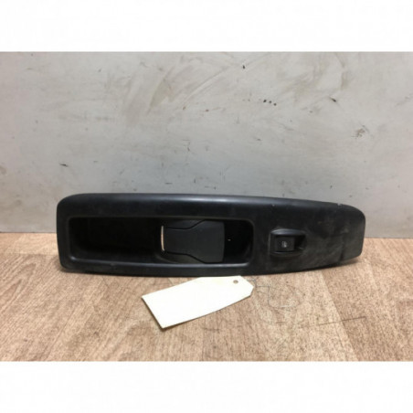 Interrupteur de leve vitre avant droit FIAT DOBLO 2 PHASE 2 d’occasion