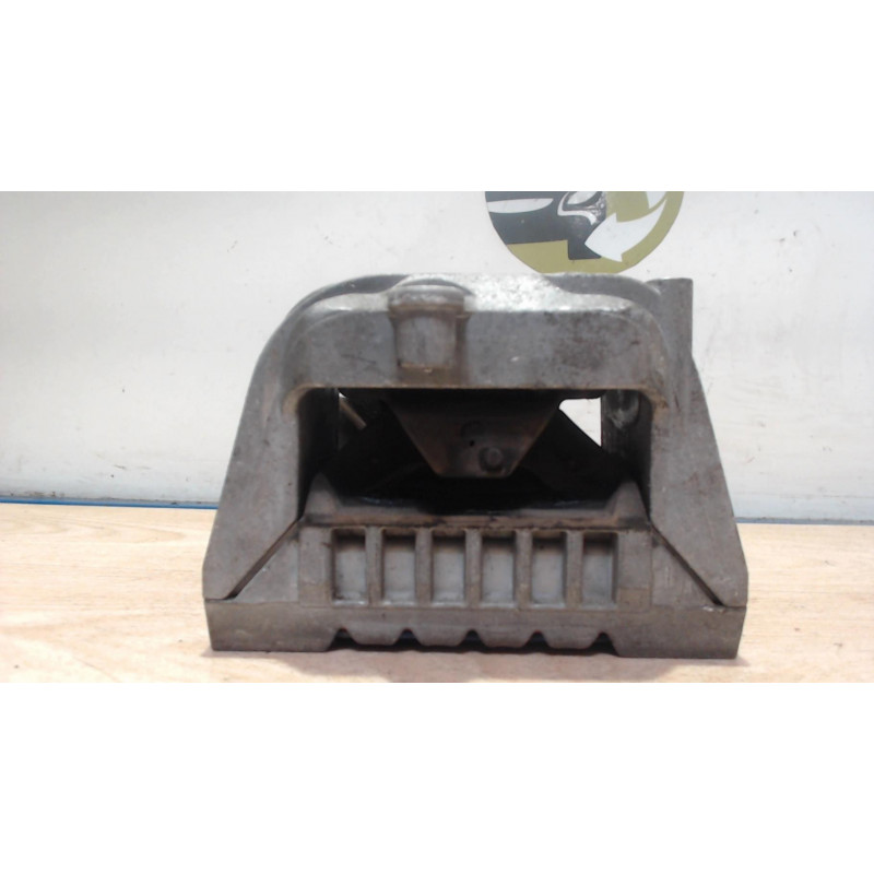 Support moteur VOLKSWAGEN GOLF 5 d’occasion