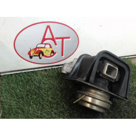 Support moteur. CITROEN C4 COUPE d’occasion
