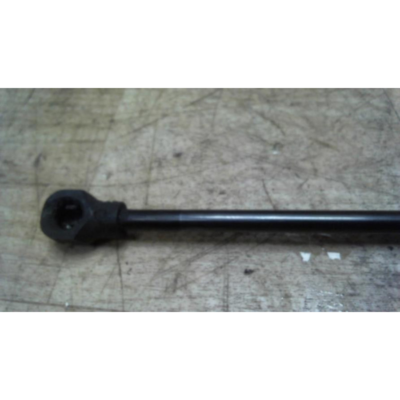 Verin de coffre RENAULT CLIO 4 PHASE 1 d’occasion
