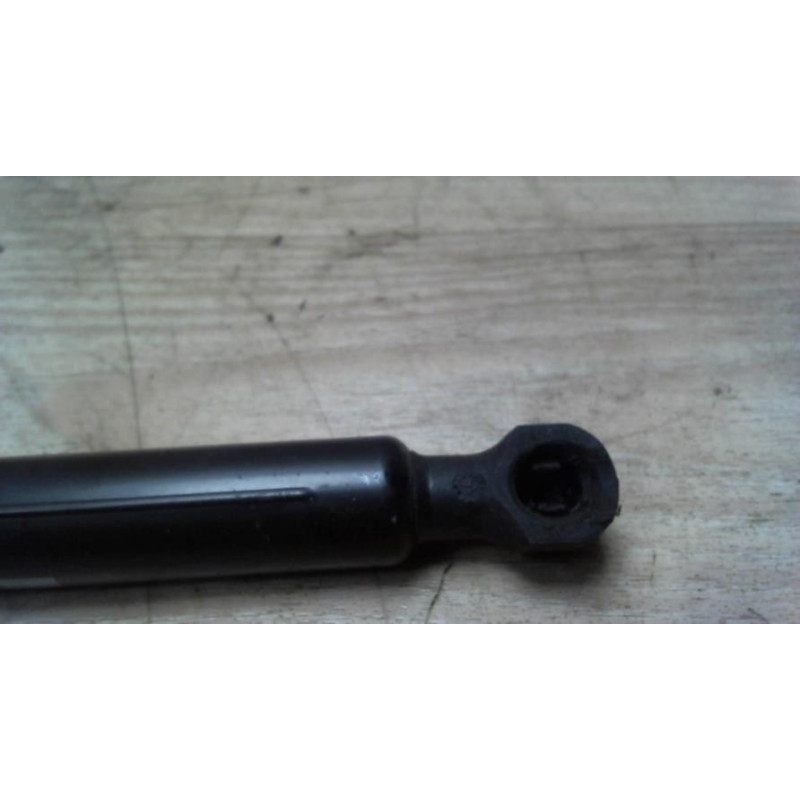 Verin de coffre RENAULT CLIO 4 PHASE 1 d’occasion