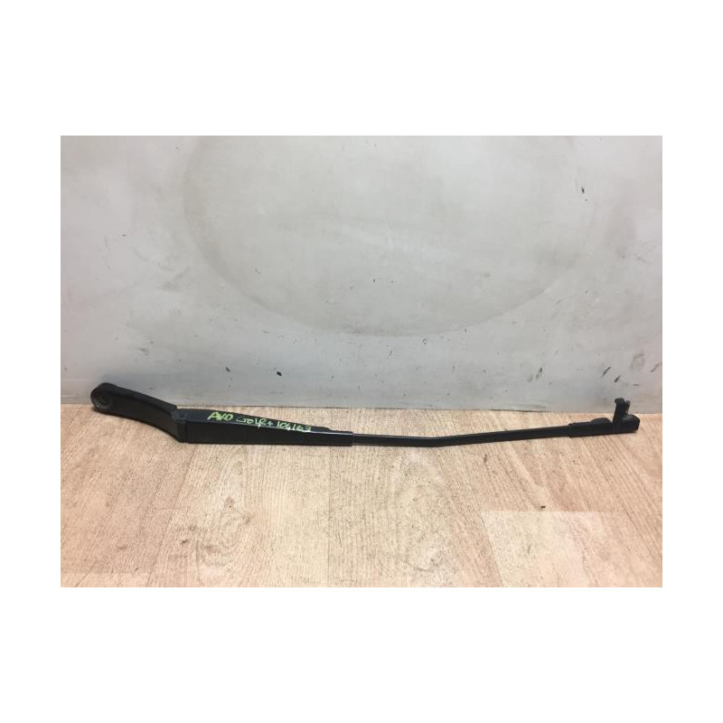 Bras essuie glace avant droit VOLKSWAGEN GOLF PLUS PHASE 1 d’occasion