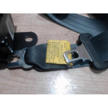 Attache ceinture arriere centrale KIA SPORTAGE 2 PHASE 1 d’occasion