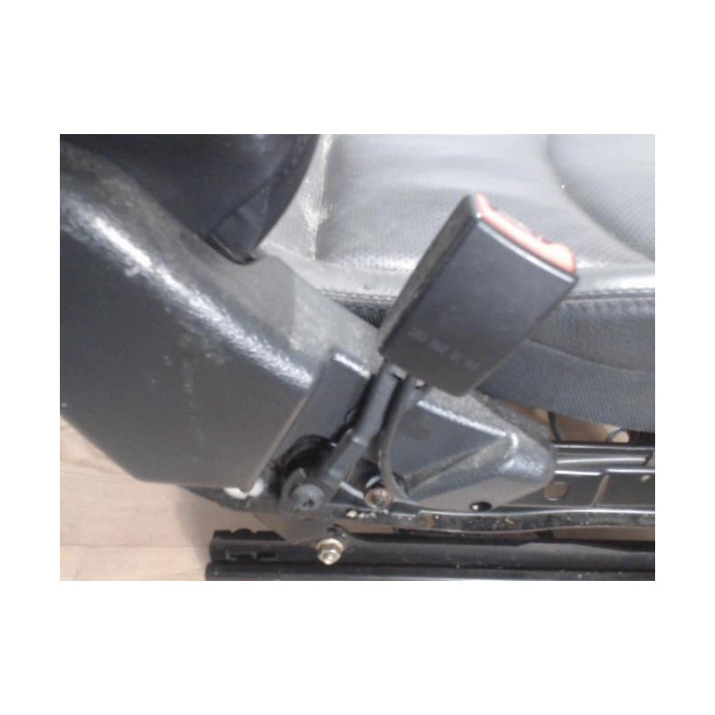 Siege avant gauche MERCEDES CLASSE C 203 PHASE 1 d’occasion