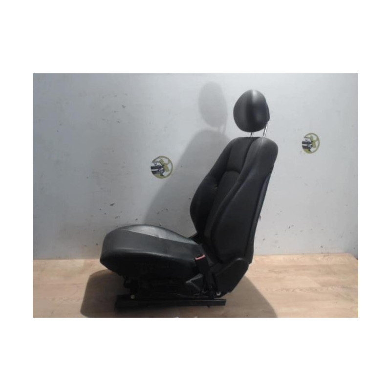 Siege avant droit MERCEDES CLASSE C 203 PHASE 1 d’occasion
