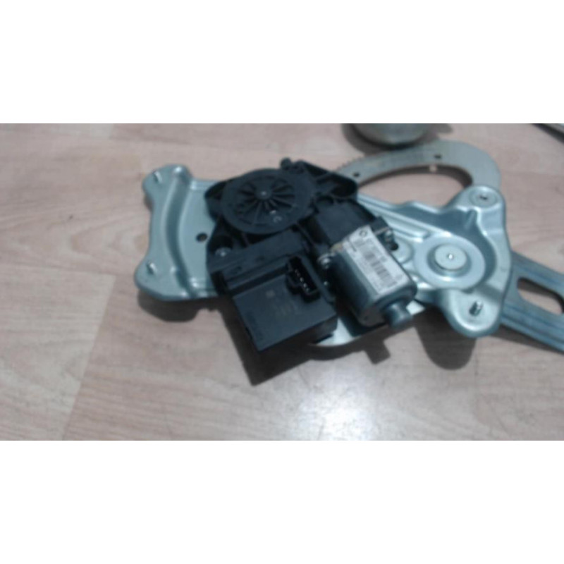 Moteur leve vitre arriere droit RENAULT SCENIC 3 PHASE 1 d’occasion