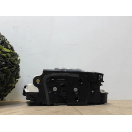 Moteur leve vitre arriere droit VOLKSWAGEN POLO 5 PHASE 2 d’occasion