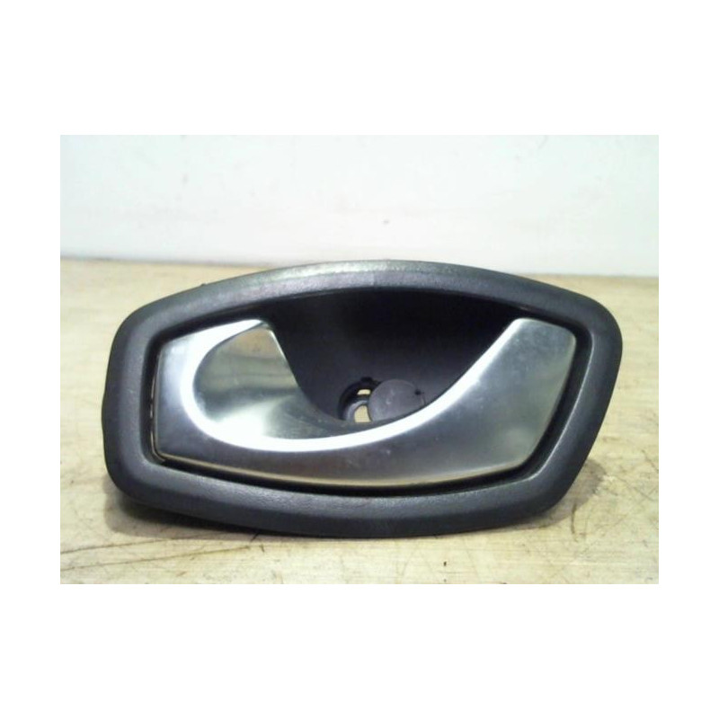Poignee interieur avant gauche RENAULT MEGANE 3 PHASE 1 COUPE d’occasion