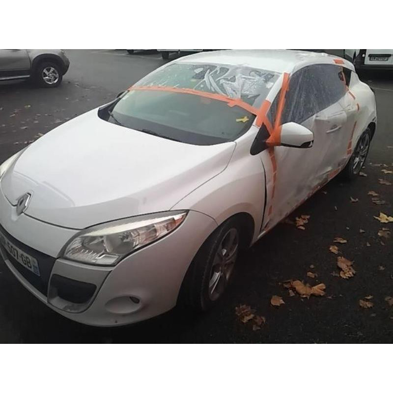 Poignee interieur avant gauche RENAULT MEGANE 3 PHASE 1 COUPE d’occasion