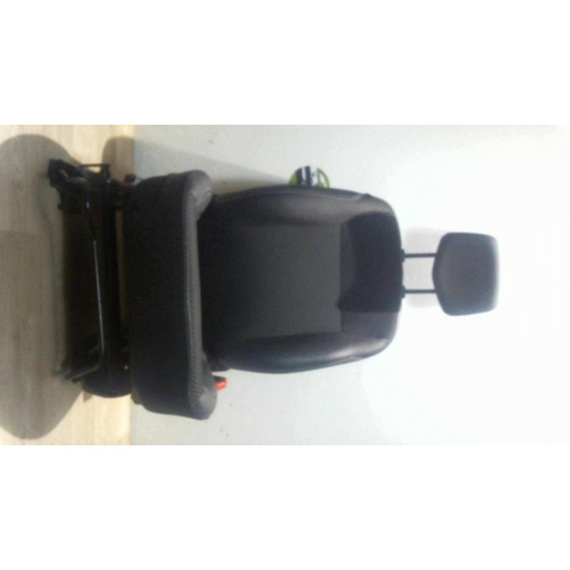 Siege avant droit RENAULT CLIO 3 PHASE 2 BREAK d’occasion